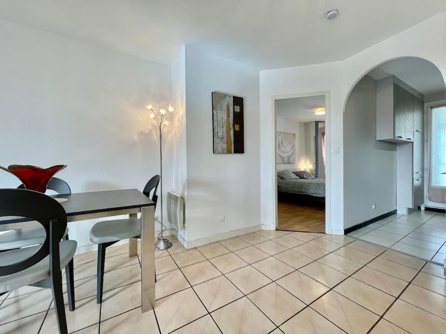 Duplex 70M2 - Vue Cite Medievale - Parking Gratuit Carcasona Exterior foto
