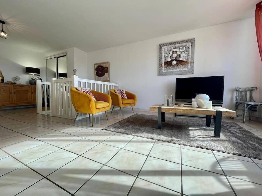 Duplex 70M2 - Vue Cite Medievale - Parking Gratuit Carcasona Exterior foto