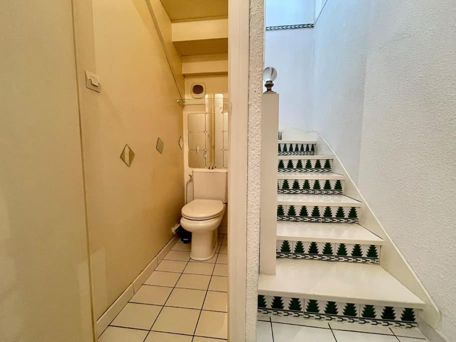Duplex 70M2 - Vue Cite Medievale - Parking Gratuit Carcasona Exterior foto